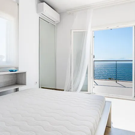 Penthouse Seafront Luxury *