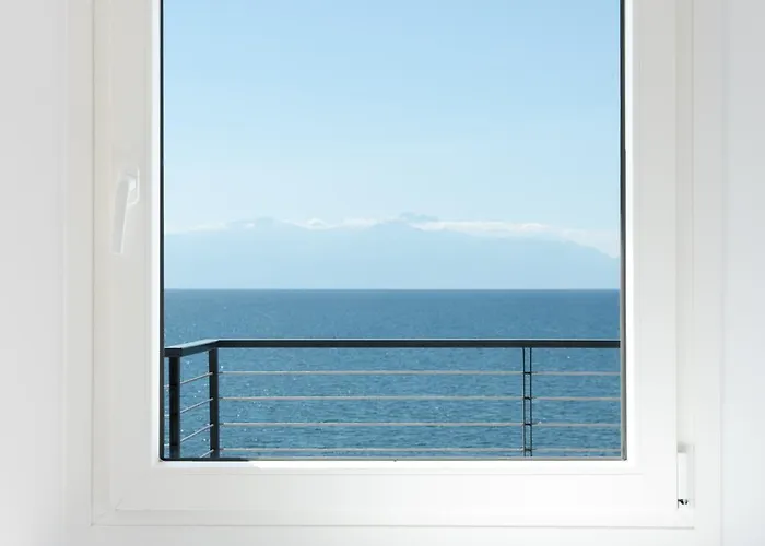 Penthouse Seafront Luxury Appartamento Epanomi